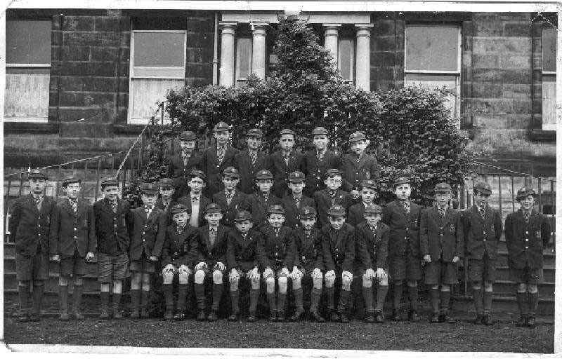 Class Photo 7.JPG - Can you identify anyone?